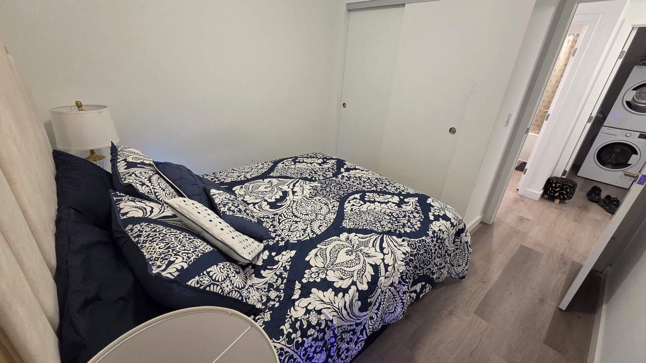 Photo of Bedroom in Crescent Heights