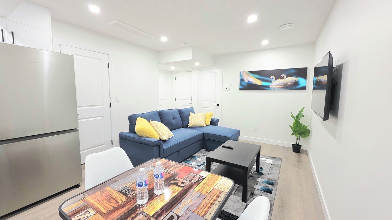 Photo of Livingroom in Northeast Edmonton