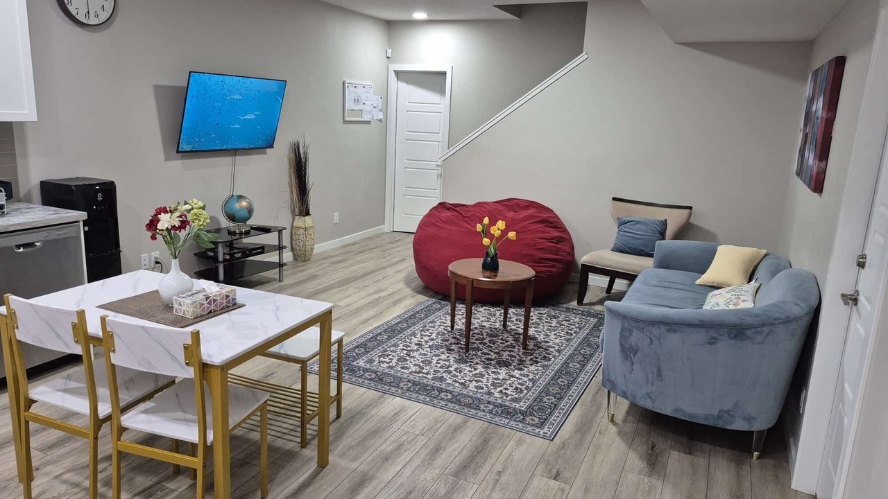 Photo of Livingroom in Calgary