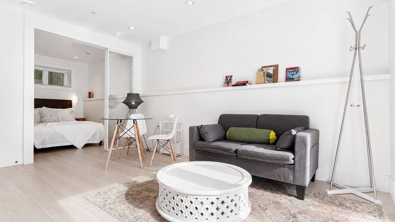 Photo of Livingroom in Mount Pleasant