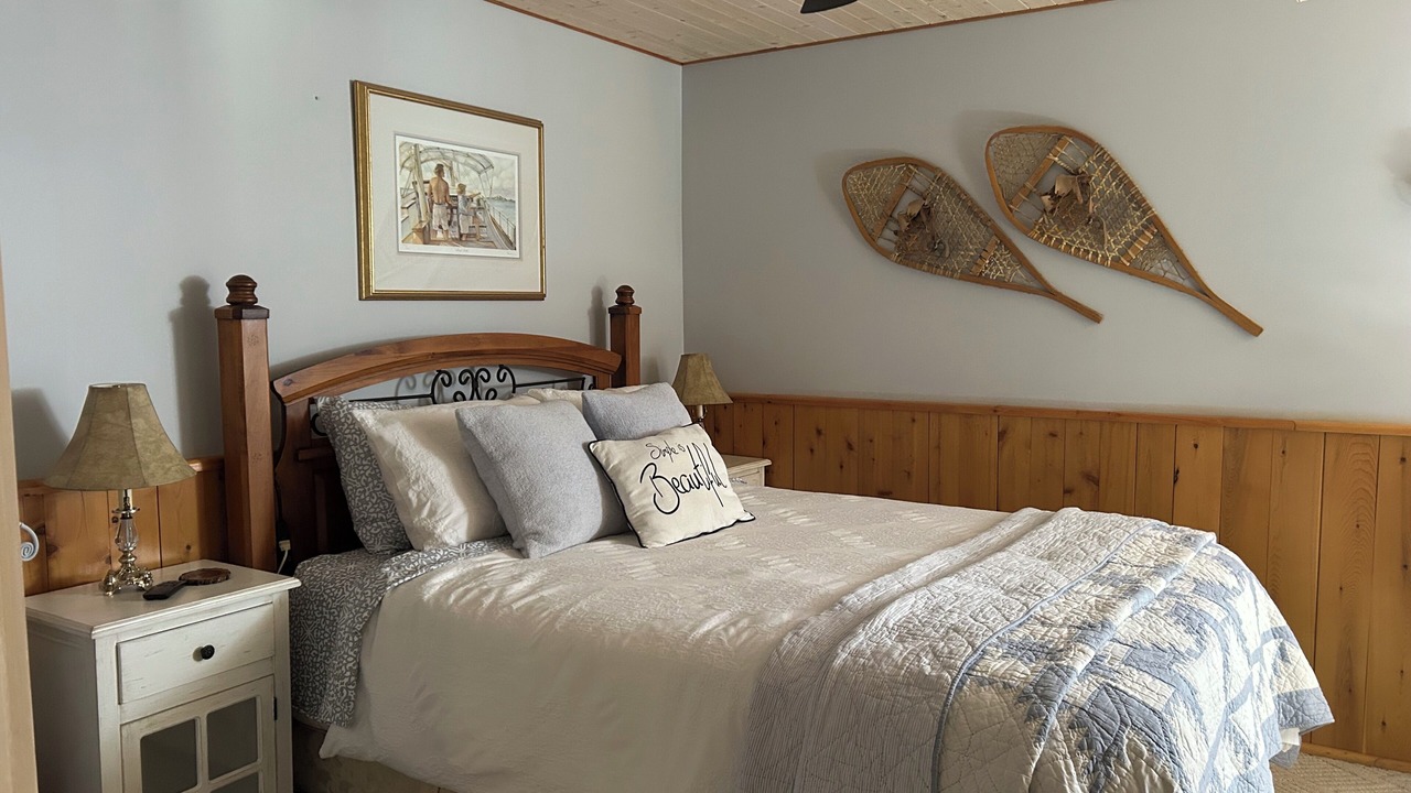 Photo of Bedroom in Wiarton
