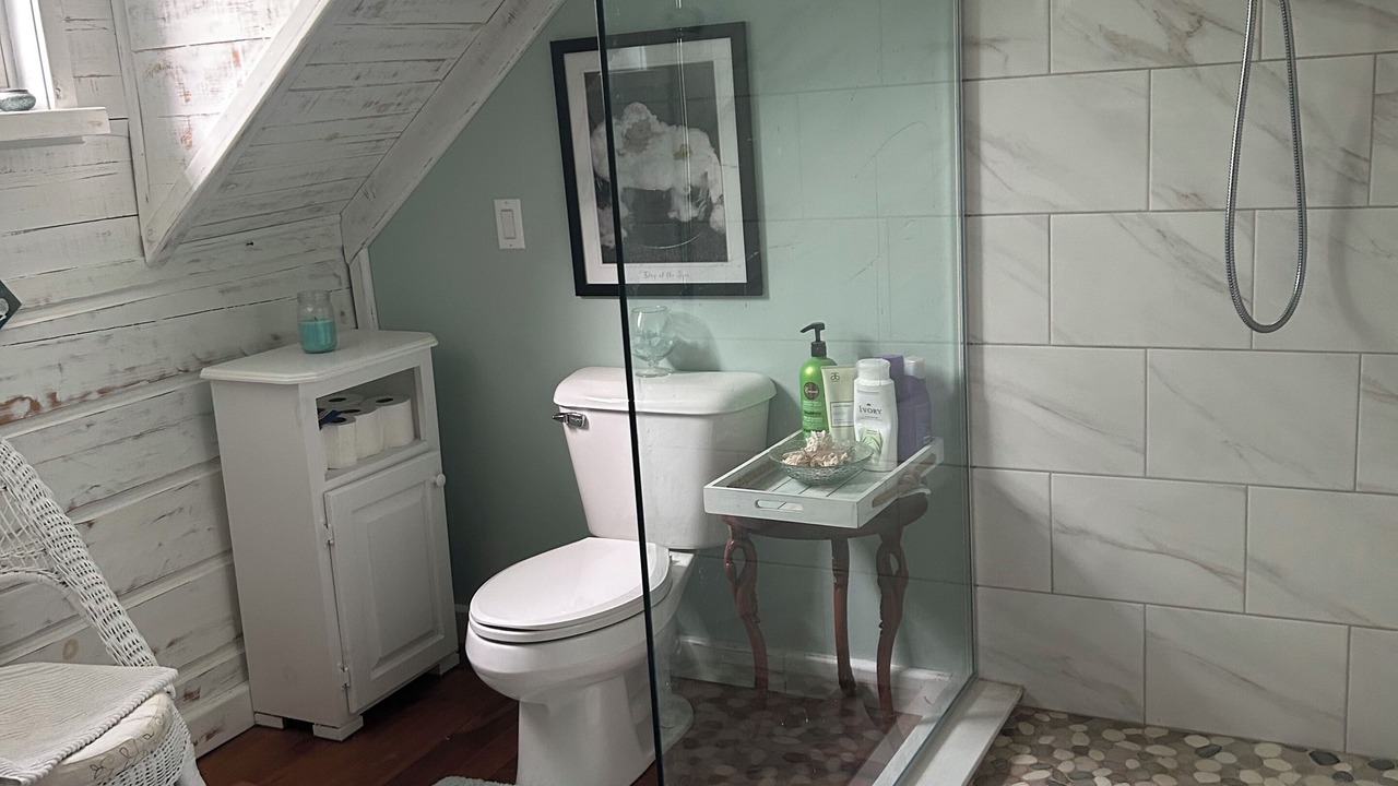 Photo of Bathroom in Wiarton