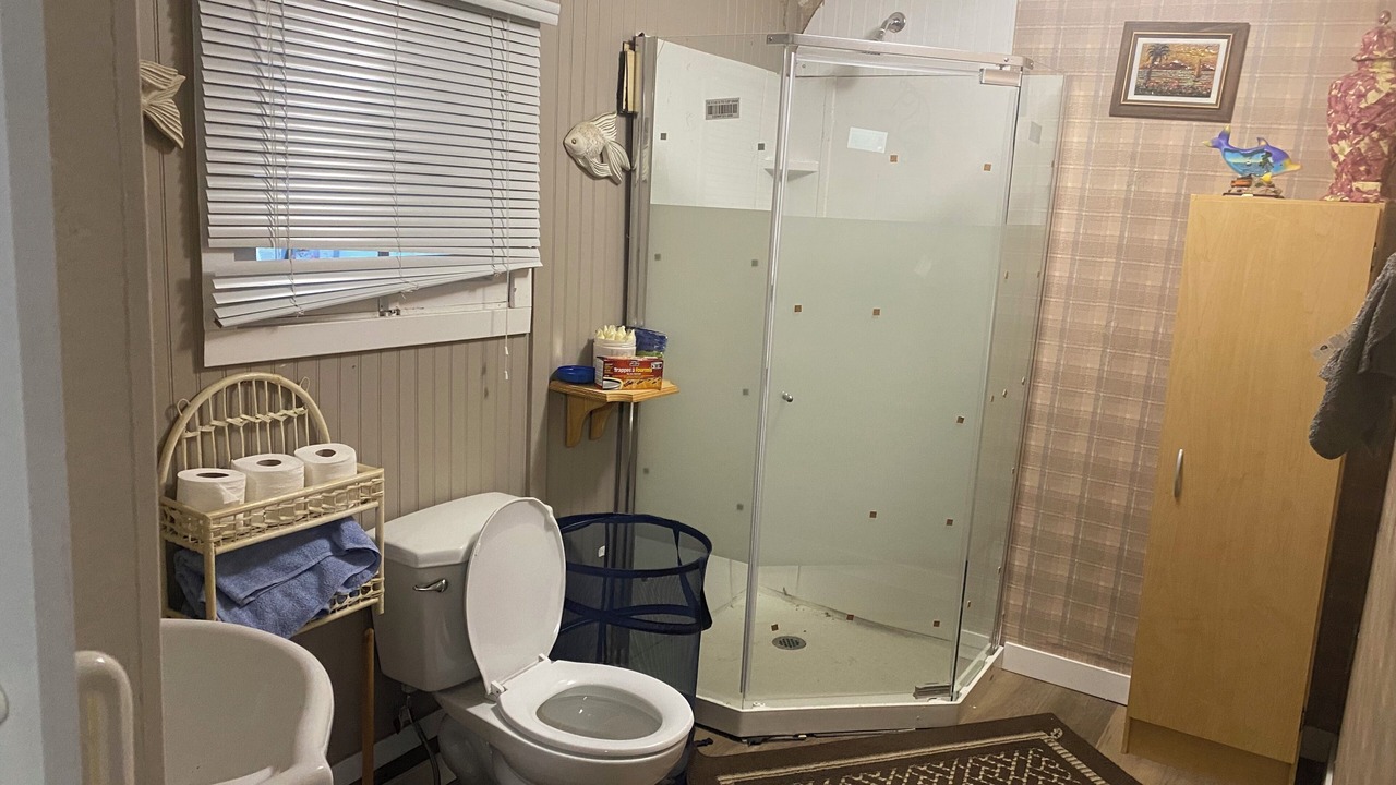 Photo of Bathroom in Sandy Hook