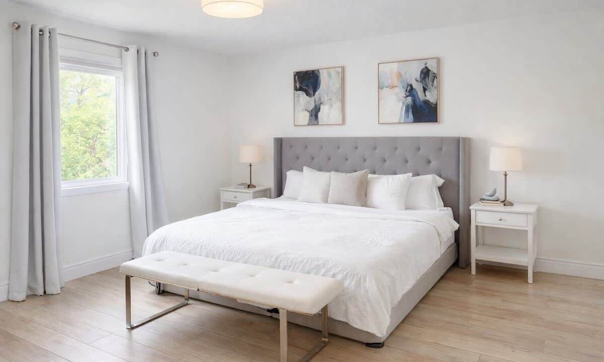 Photo of Bedroom in Halfmoon Bay