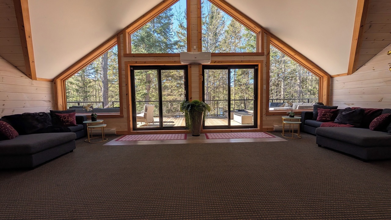 Photo of Livingroom in Wentworth-Nord