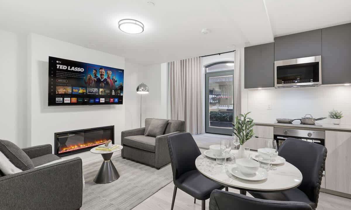 Photo of Livingroom in Toronto Entertainment District