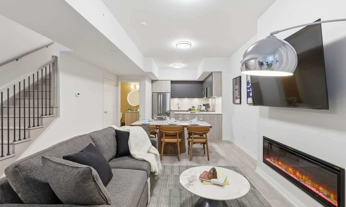 Photo of Livingroom in Toronto Entertainment District