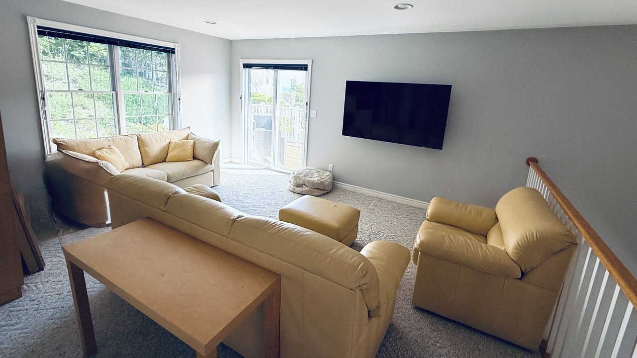 Photo of Livingroom in Crystal Beach