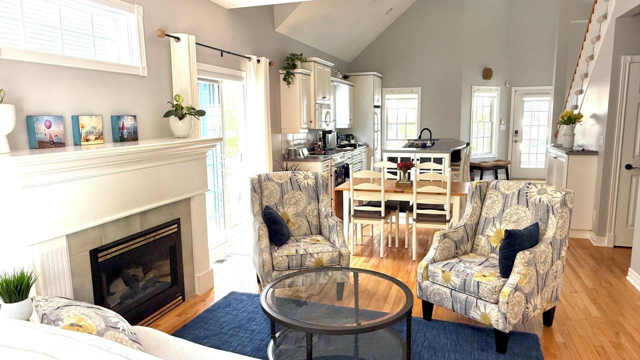 Photo of Livingroom in Crystal Beach