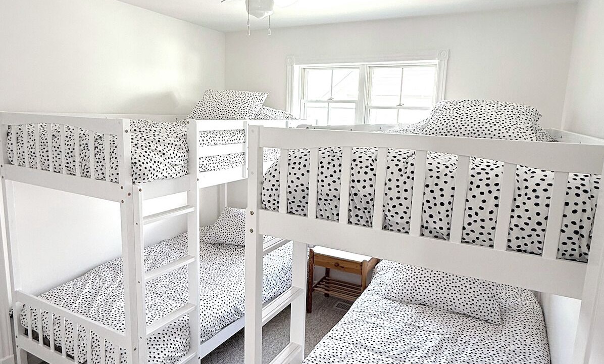 Photo of Bedroom in Crystal Beach