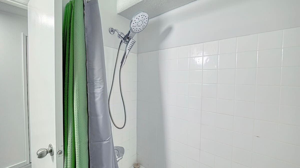 Photo of Bathroom in Radisson Heights - Albert Park