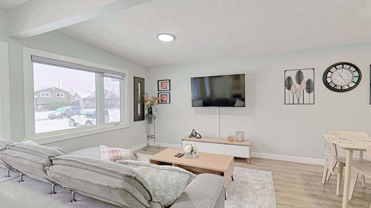 Photo of Livingroom in Calgary