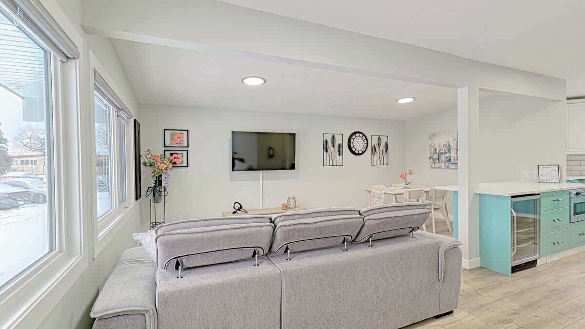 Photo of Livingroom in Calgary