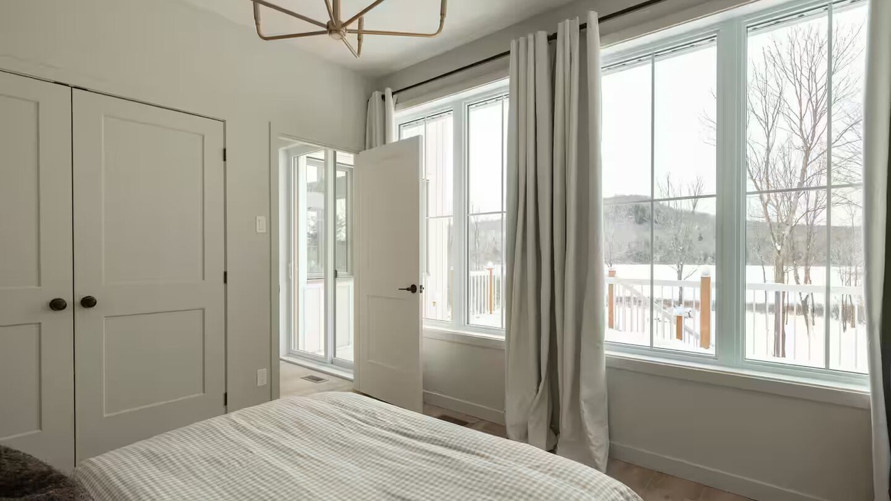 Photo of Bedroom in Mandeville