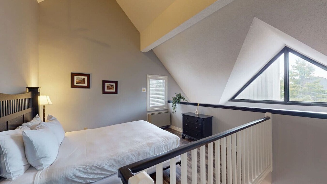 Photo of Bedroom in Craigleith