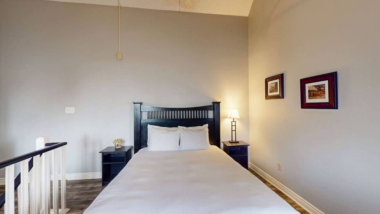 Photo of Bedroom in Craigleith