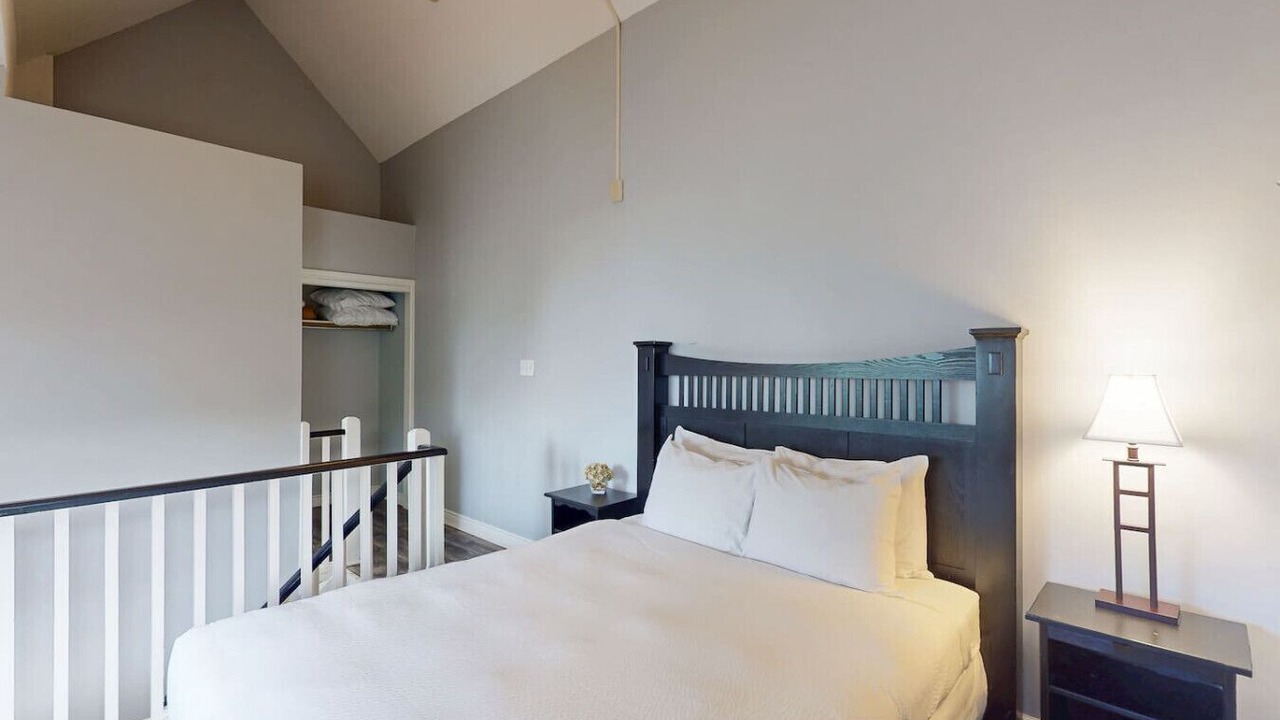 Photo of Bedroom in Craigleith