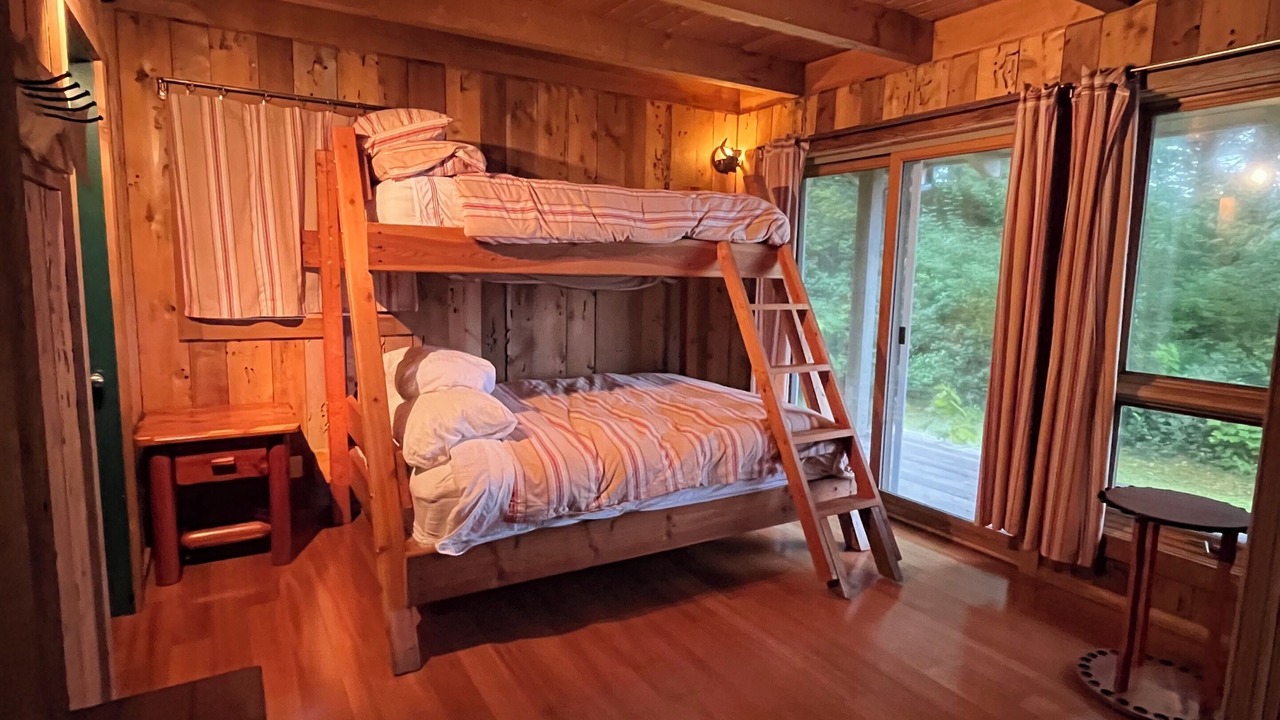 Photo of Bedroom in Kyuquot