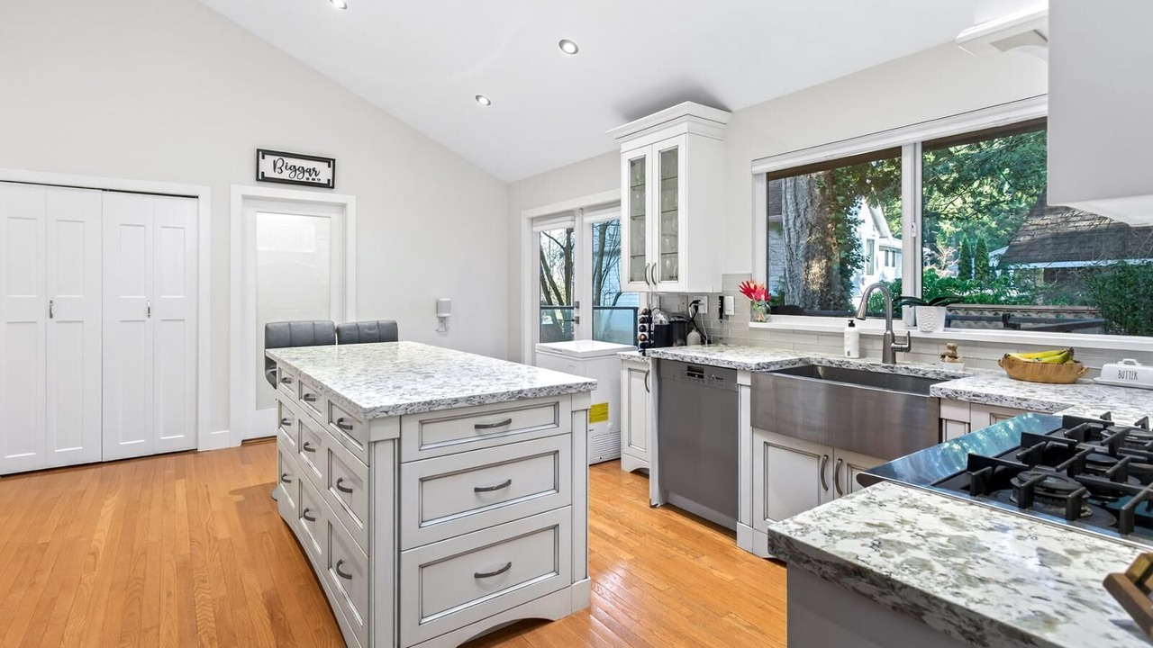Photo of Kitchen in Surrey