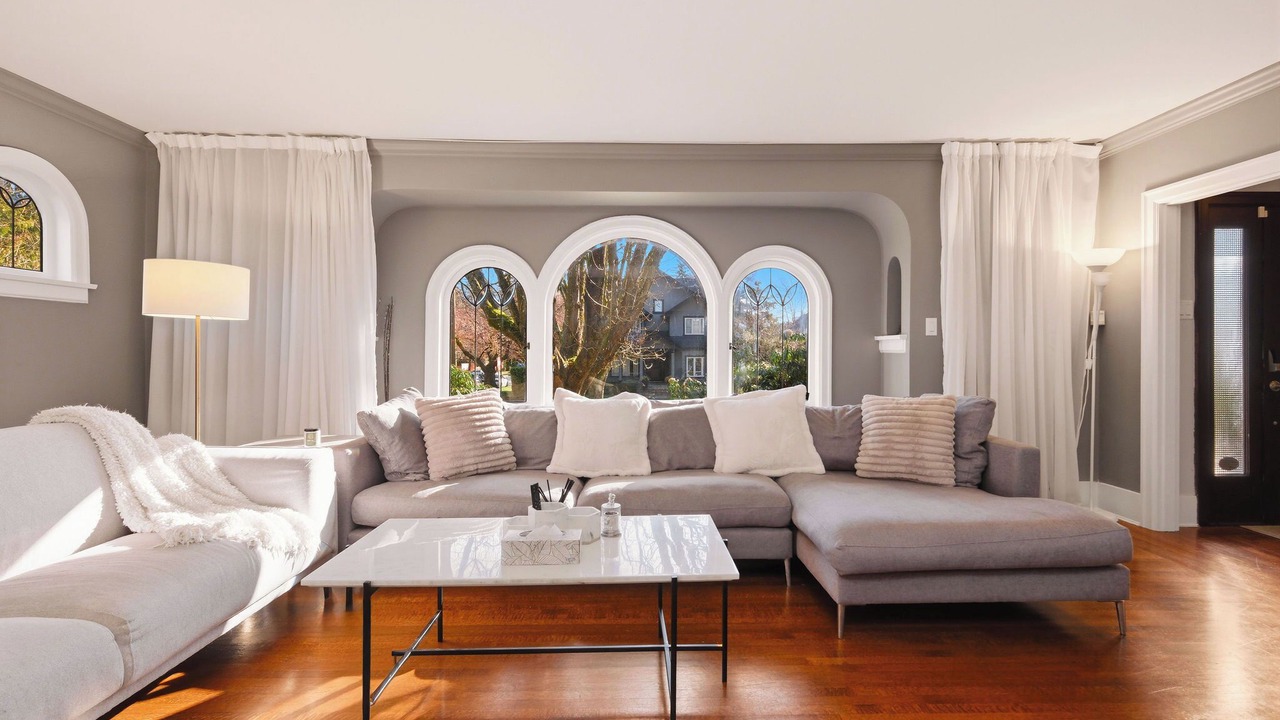 Photo of Livingroom in West Side