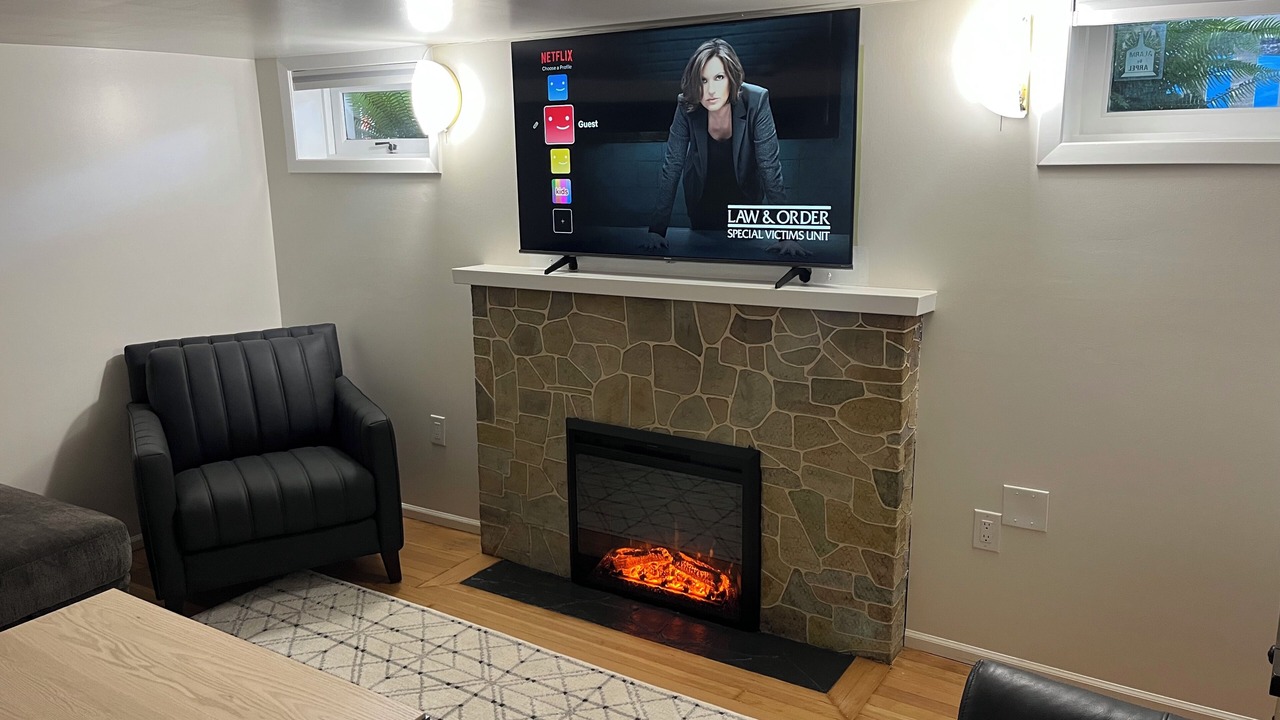 Photo of Livingroom in West Point Grey