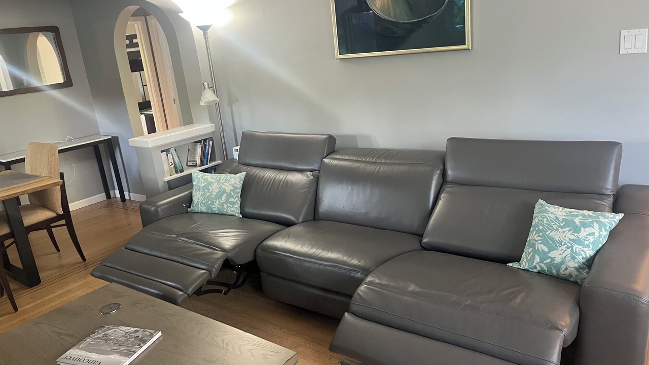 Photo of Livingroom in West Point Grey