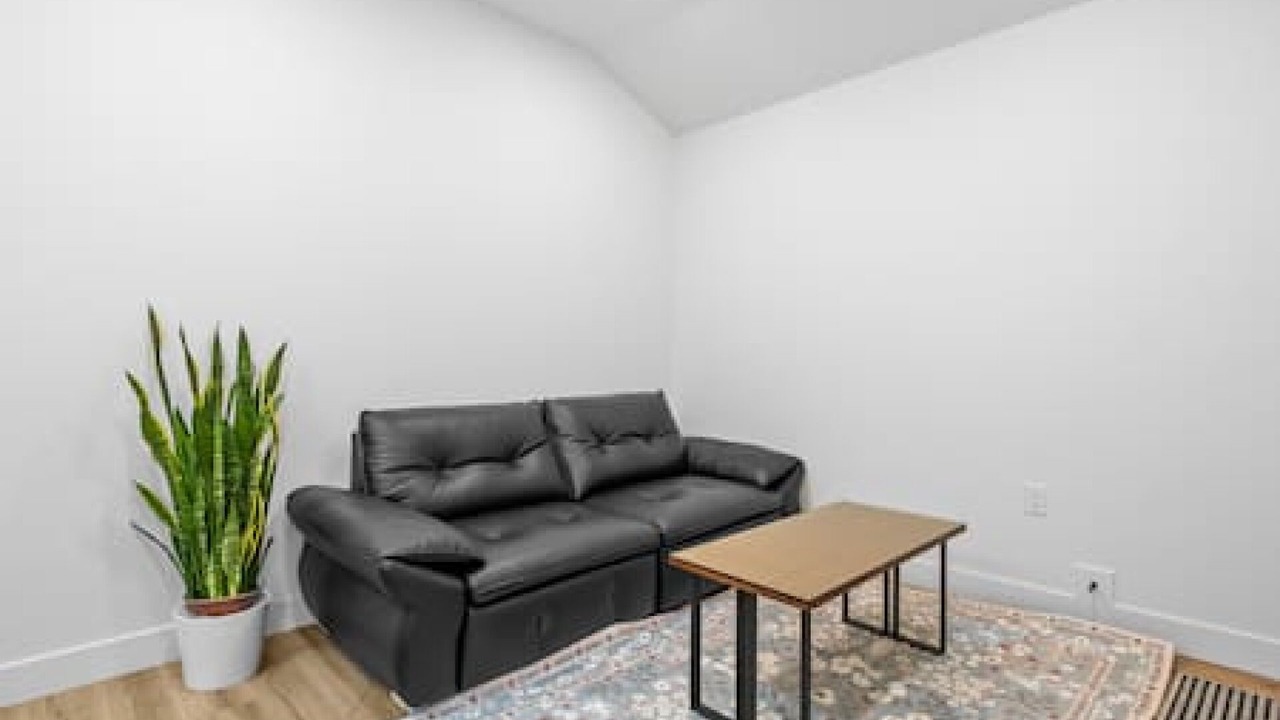 Photo of Livingroom in Banff Trail