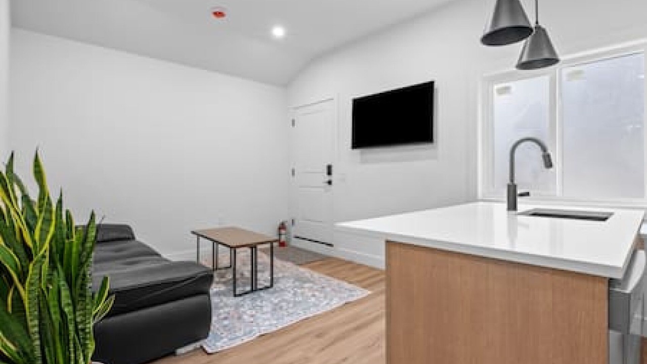 Photo of Livingroom in Banff Trail