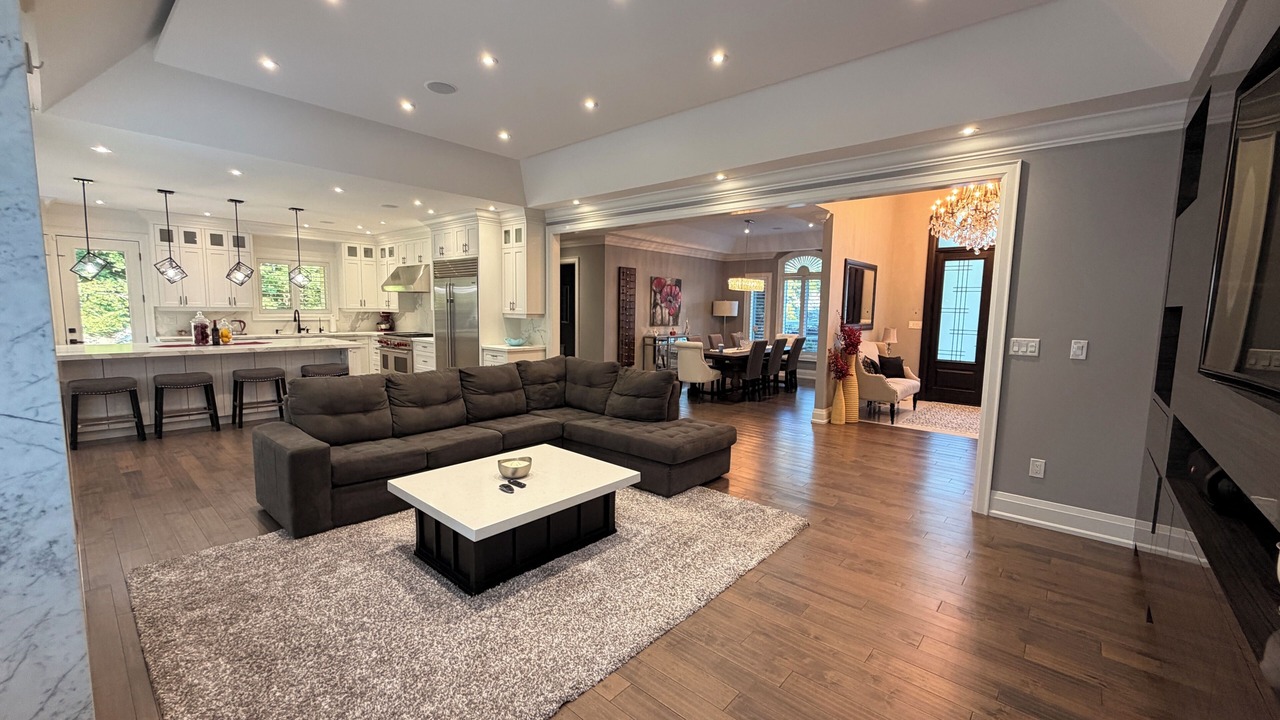 Photo of Livingroom in Halton Hills
