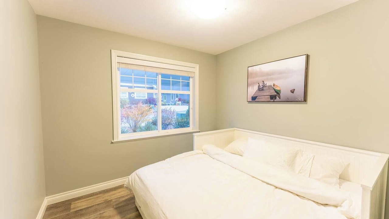 Photo of Bedroom in Okanagan-Similkameen