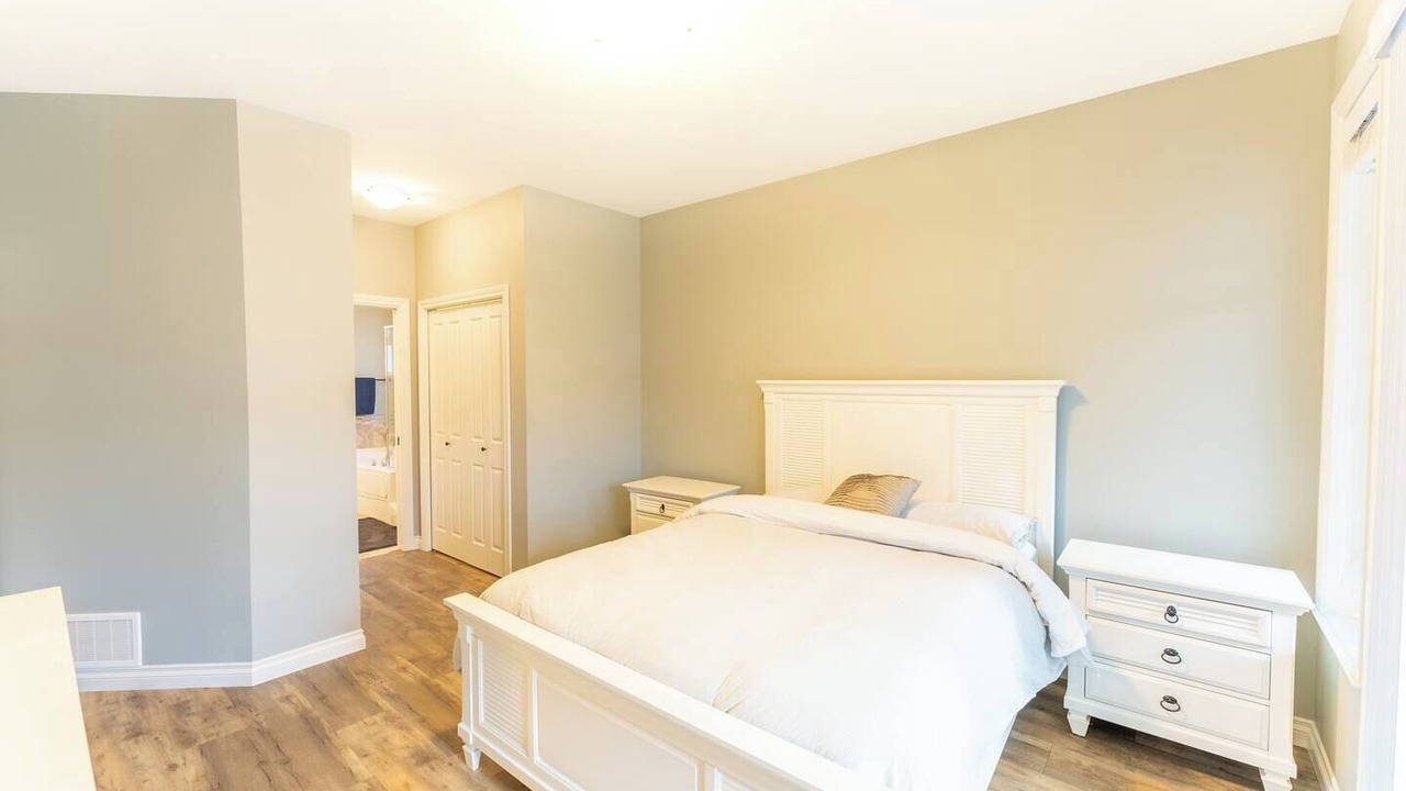 Photo of Bedroom in Okanagan-Similkameen