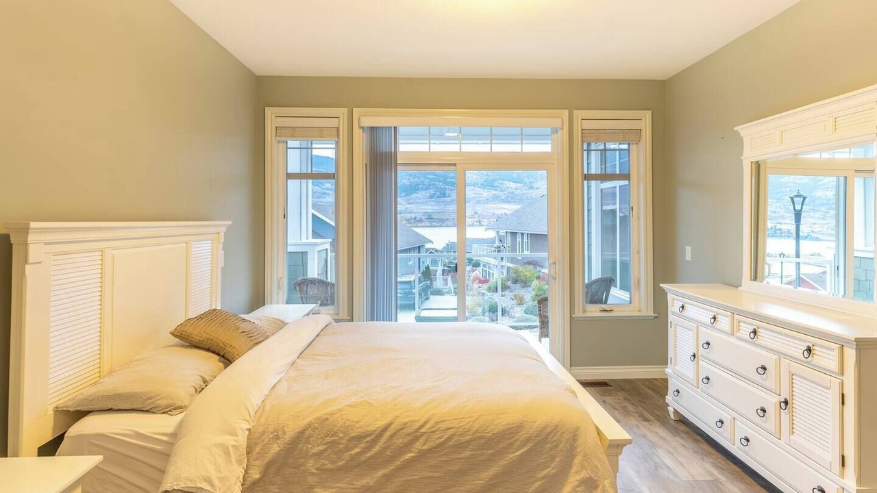 Photo of Bedroom in Okanagan-Similkameen