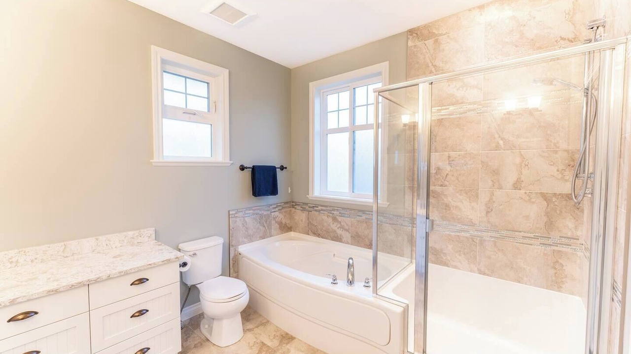 Photo of Bathroom in Okanagan-Similkameen