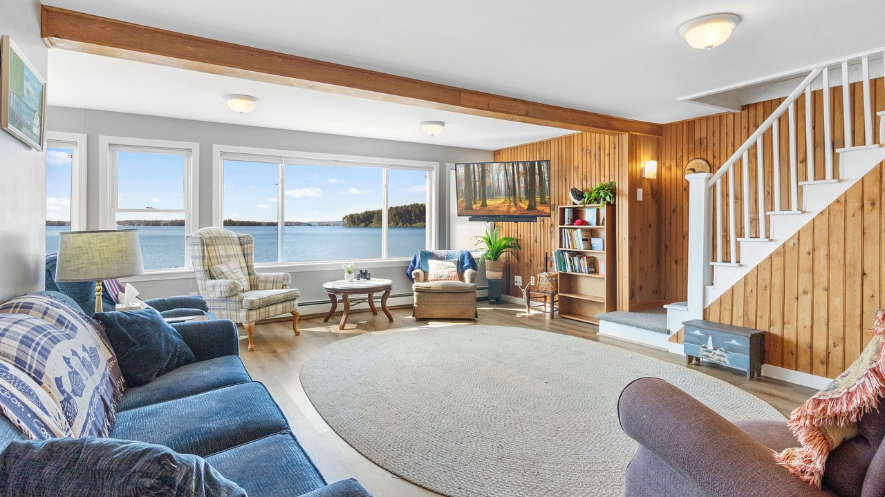 Photo of Livingroom in Winthrop