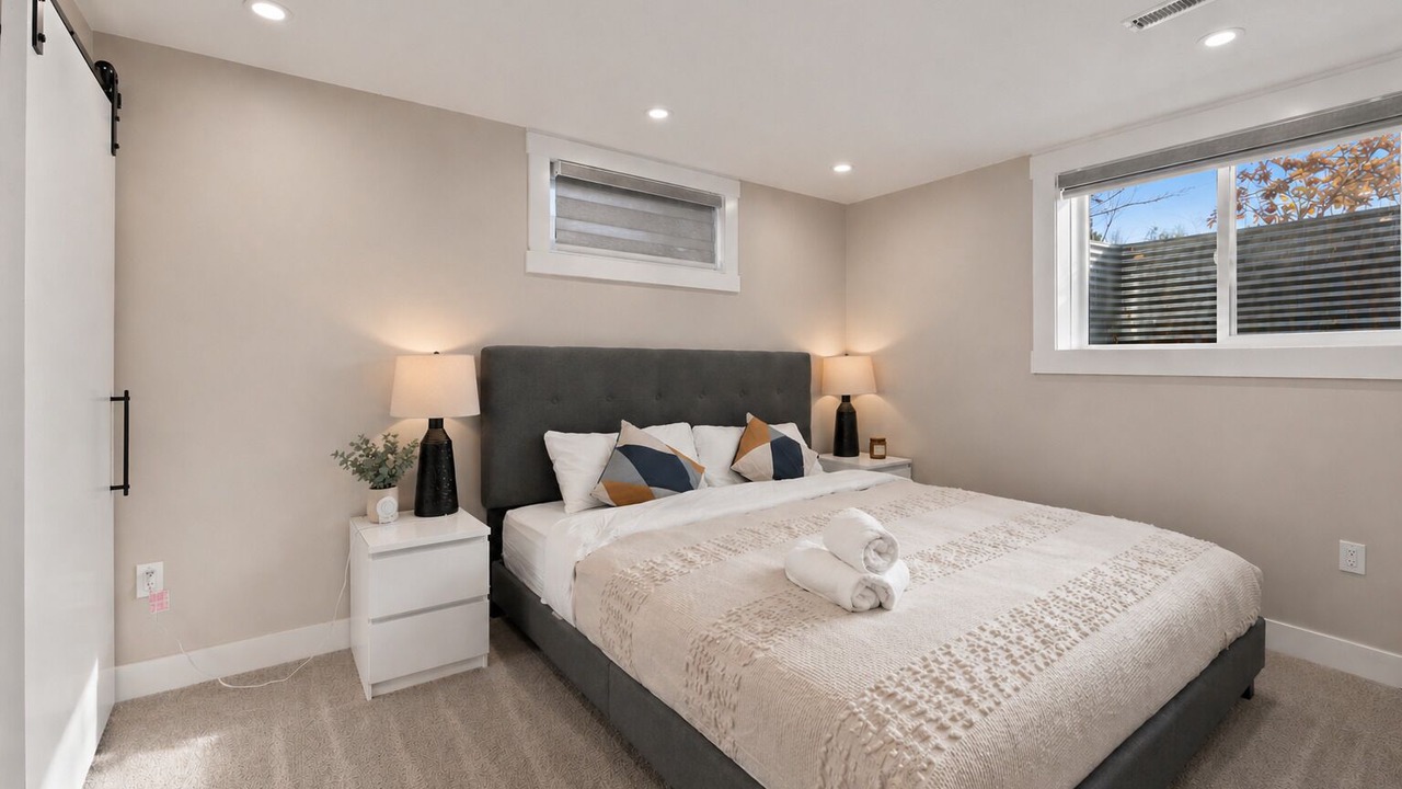 Photo of Bedroom in University District