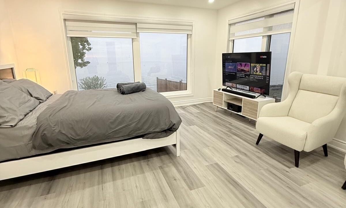 Photo of Bedroom in Stoney Creek