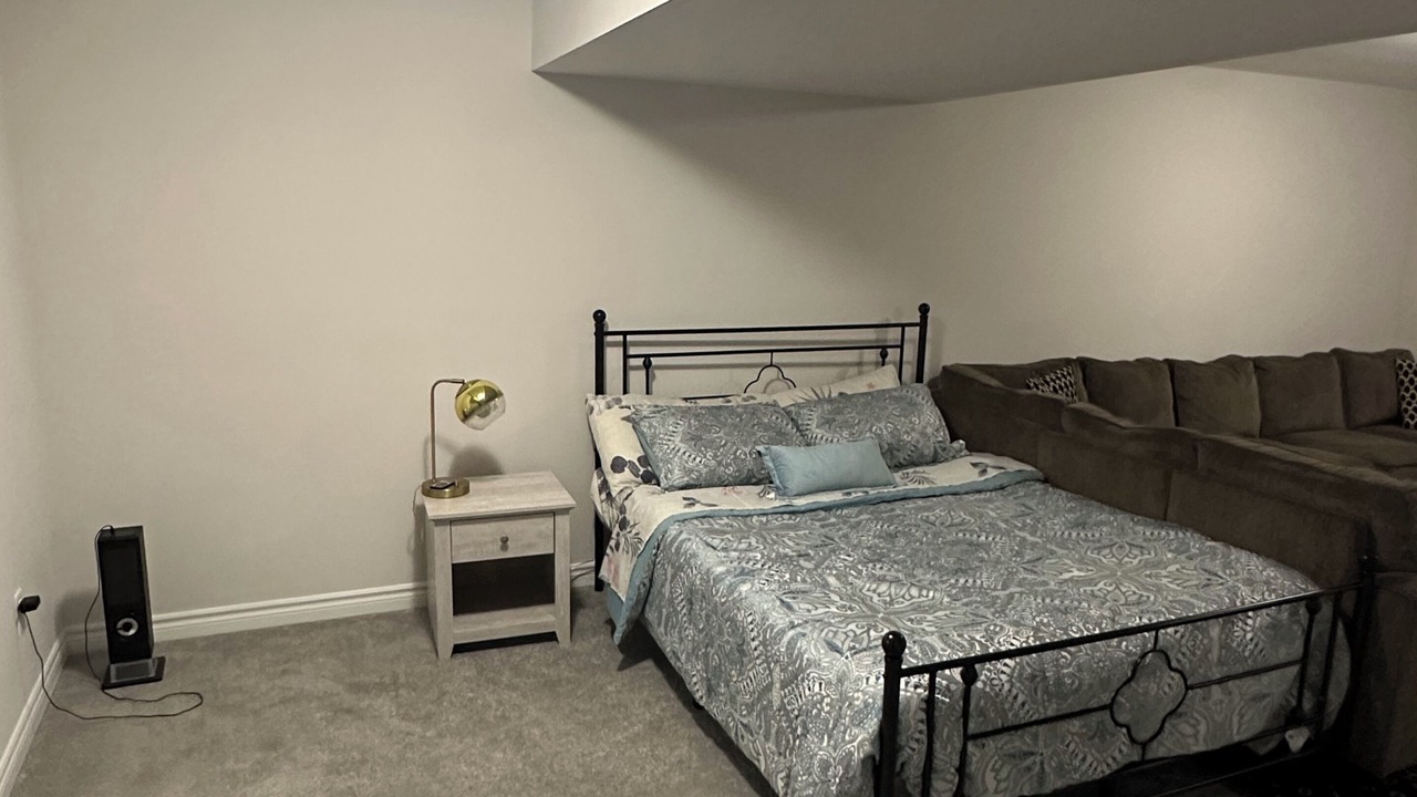 Photo of Bedroom in Ottawa Division