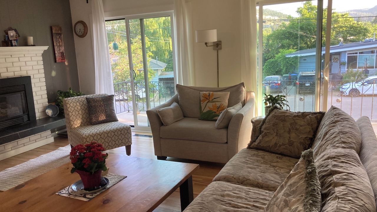 Photo of Livingroom in Central Okanagan