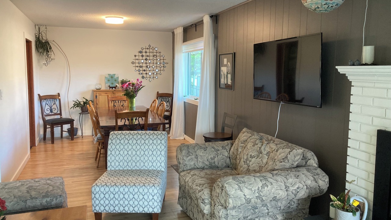 Photo of Livingroom in Central Okanagan