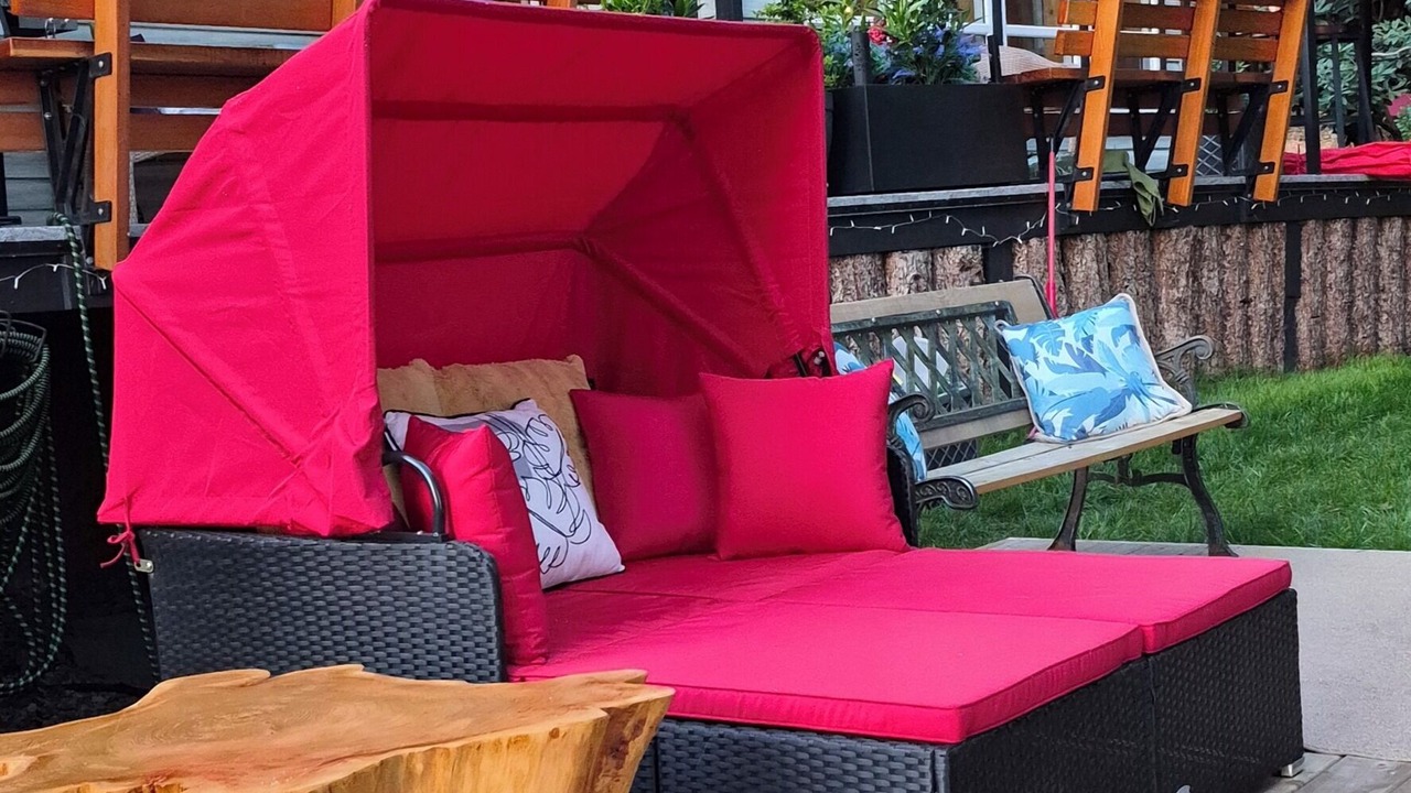 Photo of Patio Balcony in West Sechelt