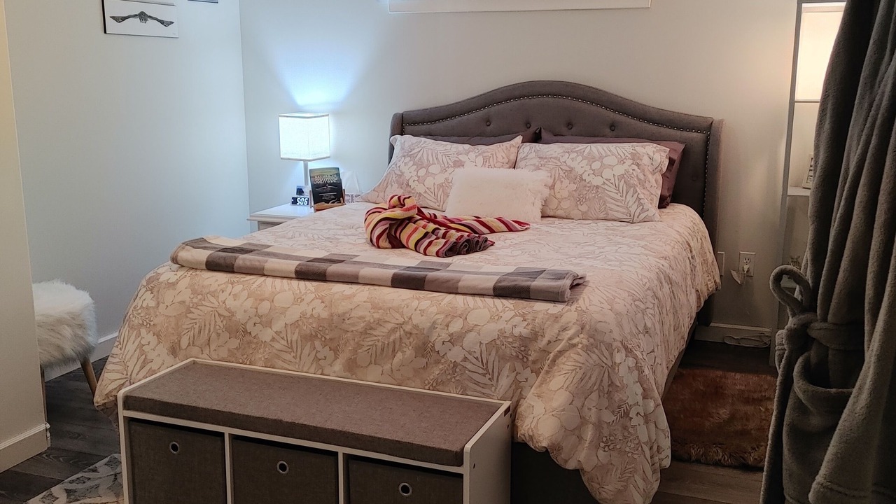 Photo of Bedroom in West Sechelt