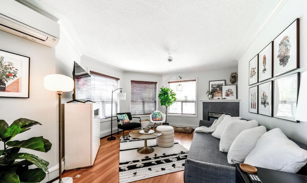 Photo of Livingroom in Downtown Edmonton