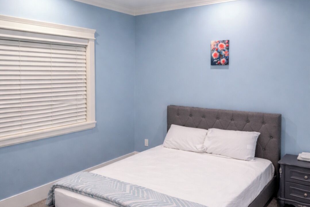 Photo of Bedroom in Delta