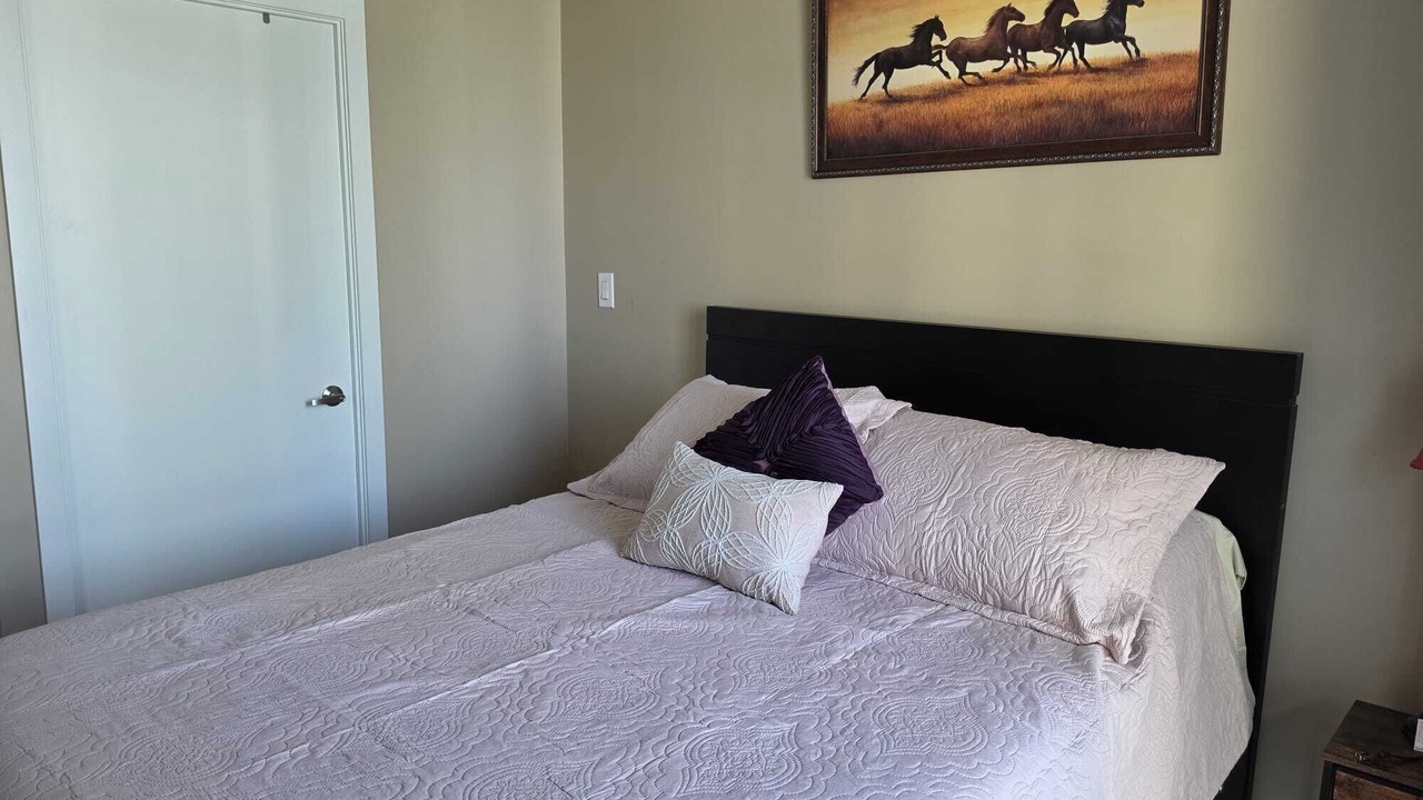 Photo of Bedroom in Toronto Entertainment District