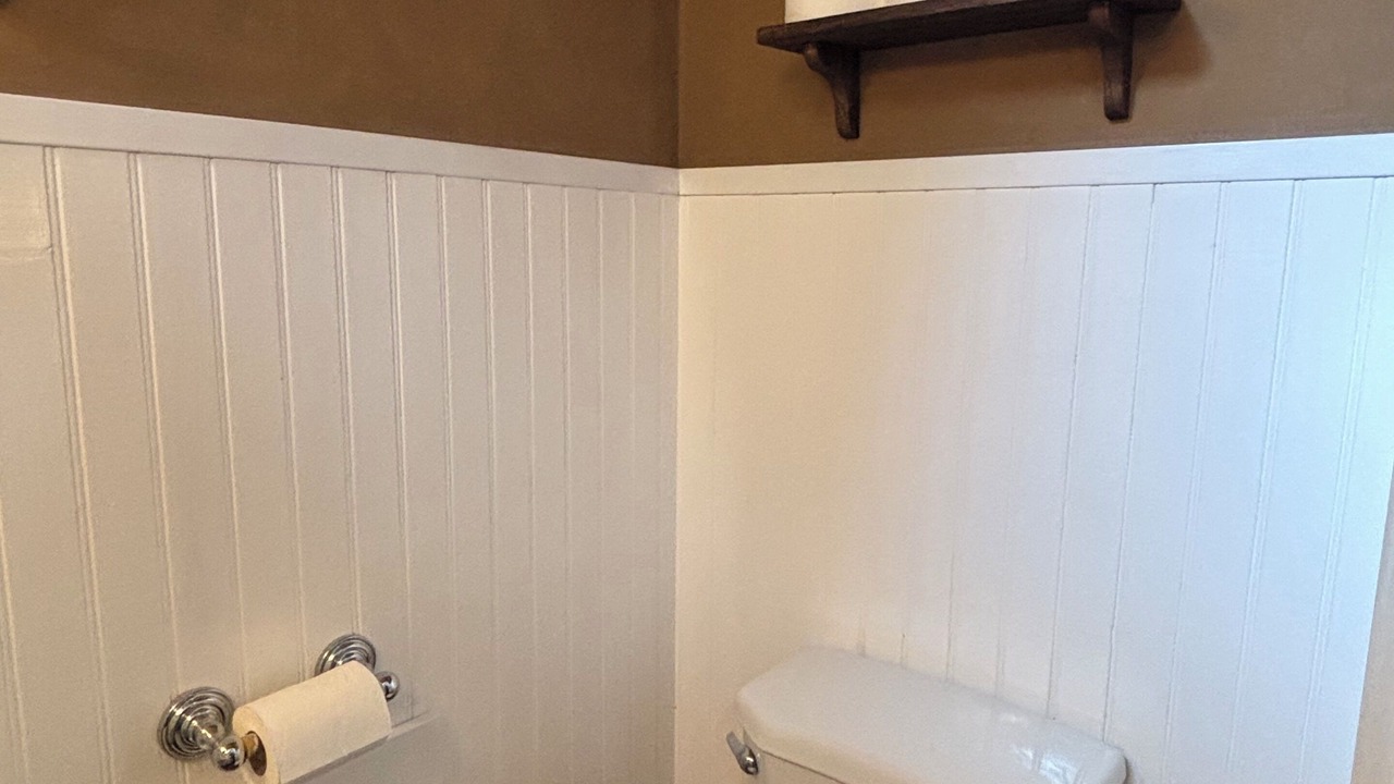 Photo of Bathroom in Kensington-Cedar Cottage