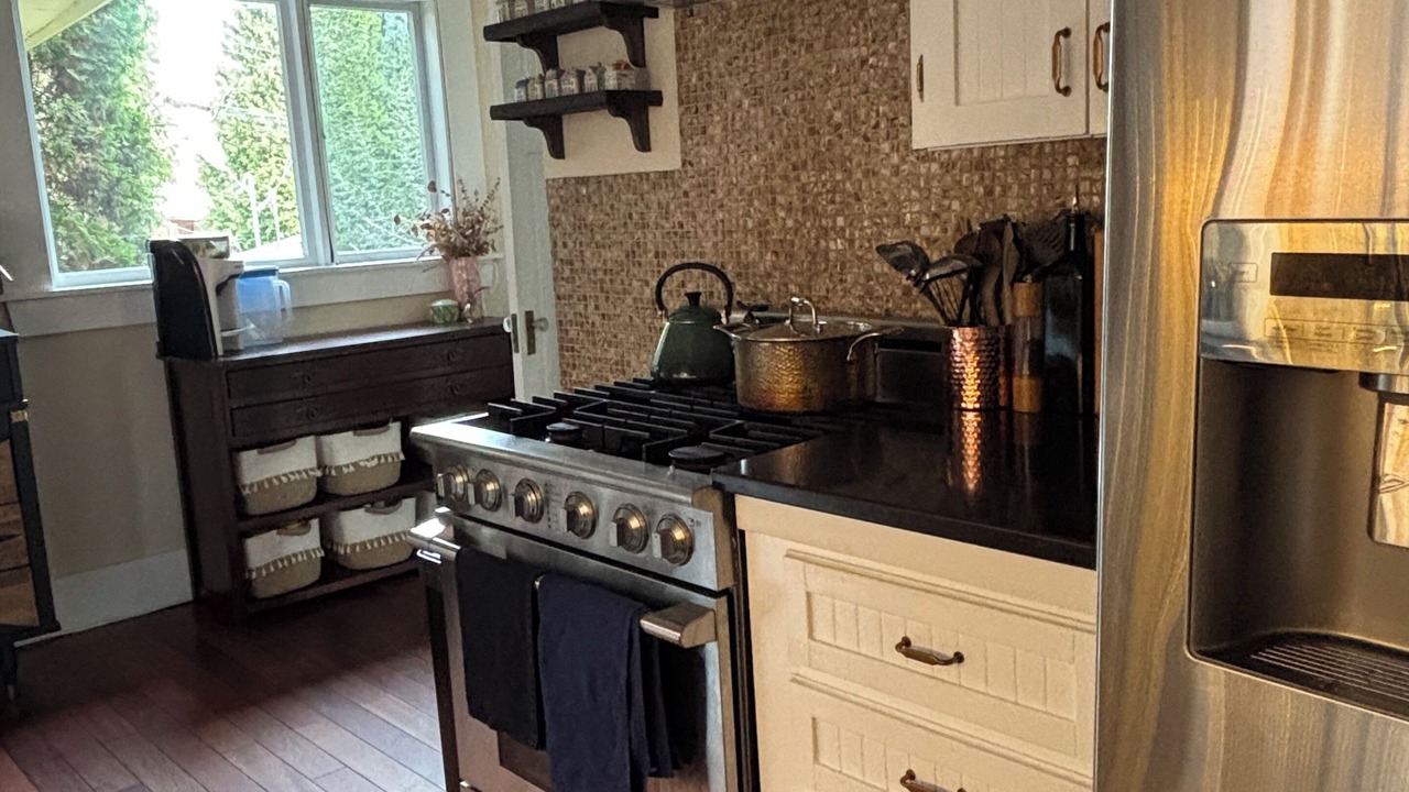 Photo of Kitchen in Kensington-Cedar Cottage