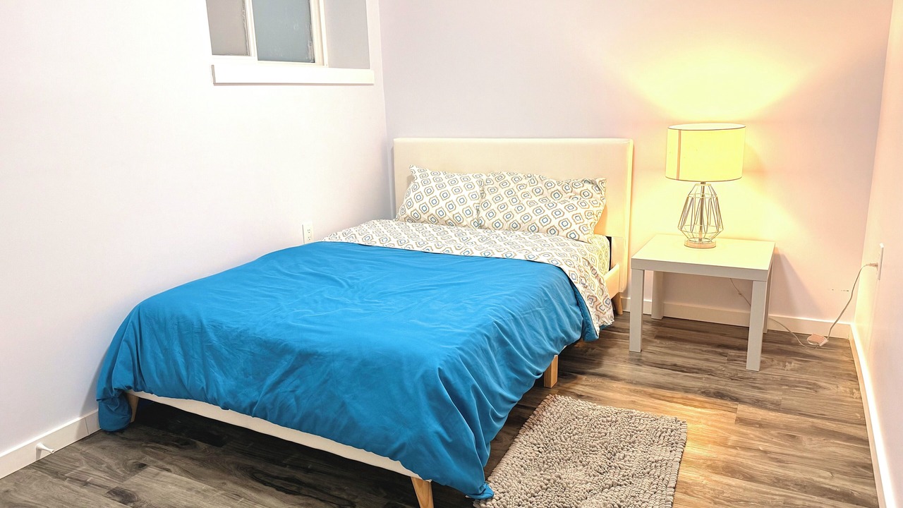 Photo of Bedroom in Evanston