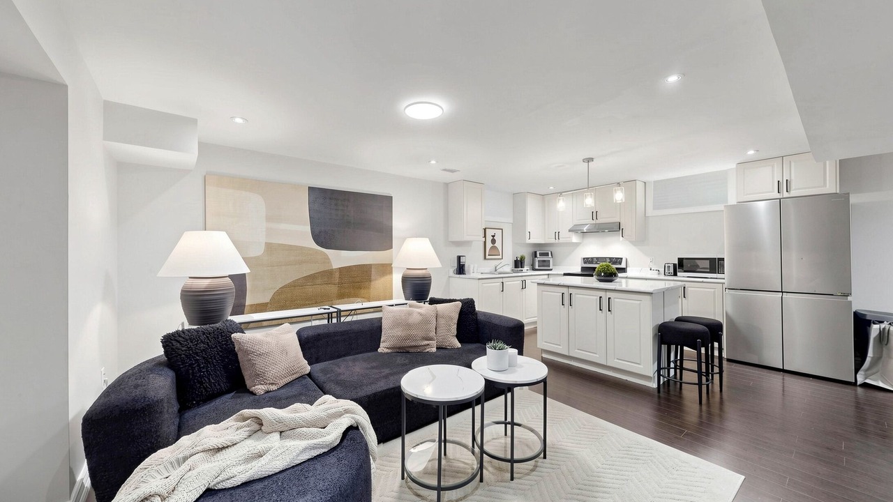 Photo of Livingroom in Pickering