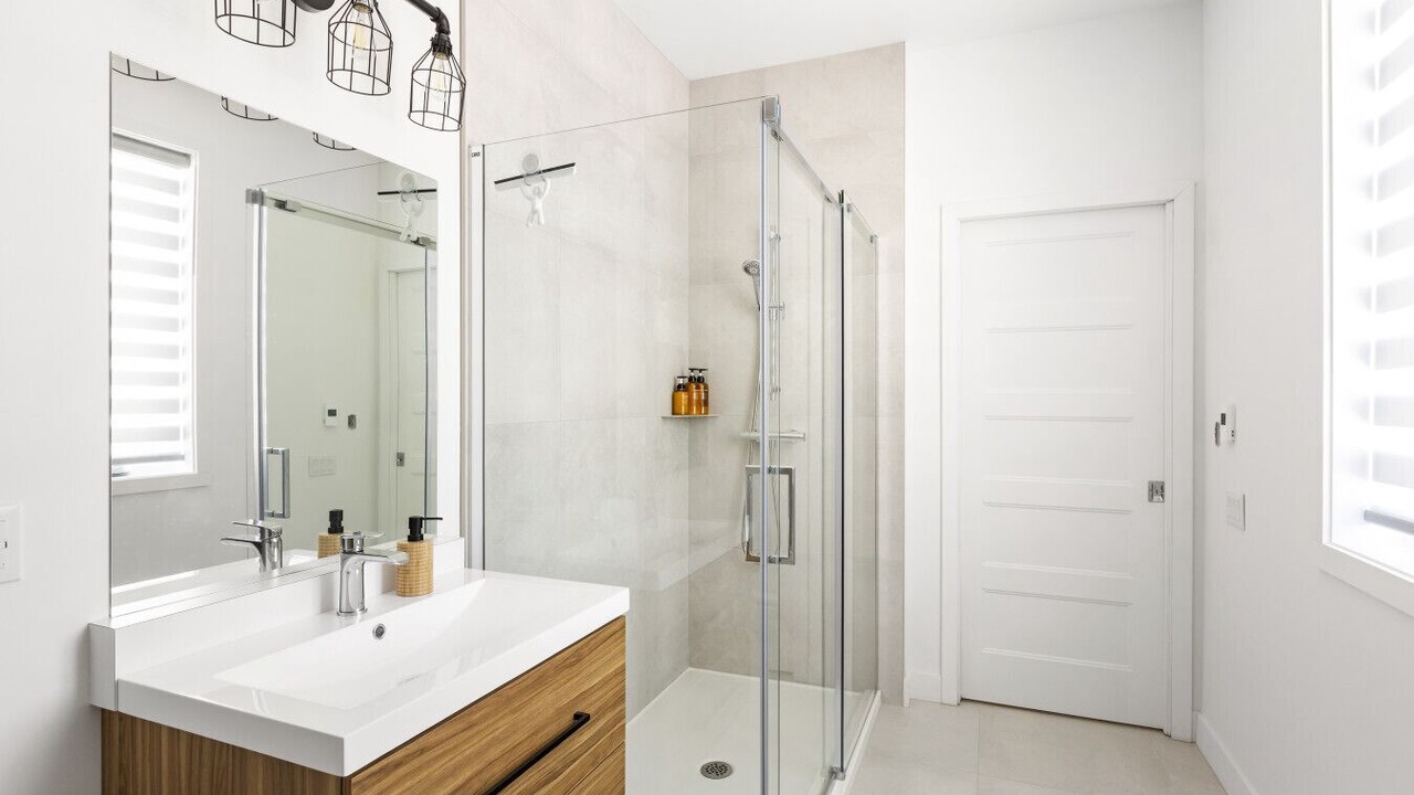 Photo of Bathroom in Magog