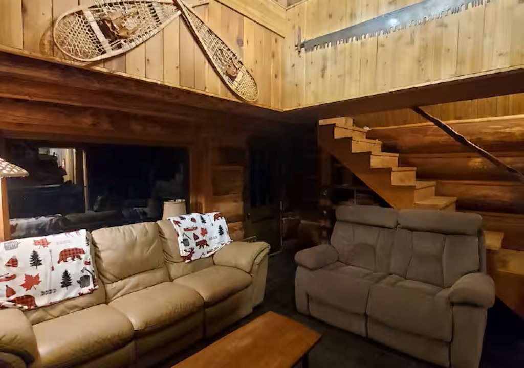 Photo of Livingroom in Rock Creek